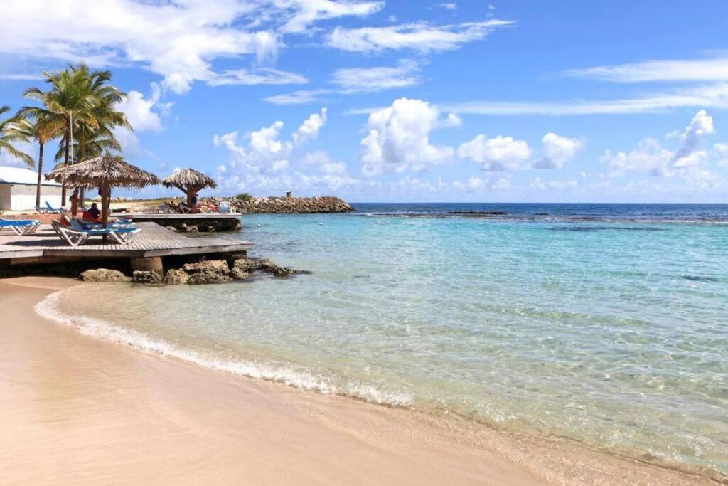 Agreable Studio Au Bord De Mer. Saint-Francois  Dış mekan fotoğraf
