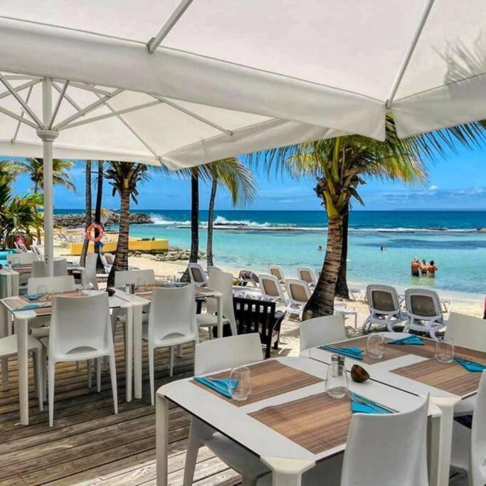 Agreable Studio Au Bord De Mer. Saint-Francois  Dış mekan fotoğraf